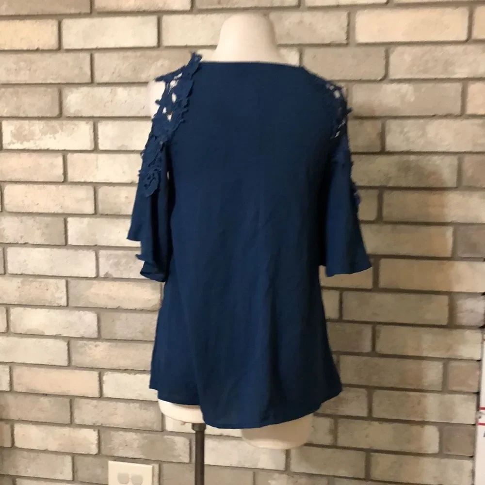 3for $20 blouse - Picture 2 of 3